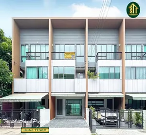 ขายทาวน์โฮม 3 ชั้น บ้านกลางเมือง พระราม 9 - กรุงเทพกรีฑา ทำเลศักยภาพ เดินทางสะดวกสบาย
