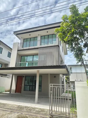 ขายบ้านเดี่ยว 3 ชั้น ในโครงการ AQ Arbor สวนหลวง ร.9 เจ้าของขายเอง