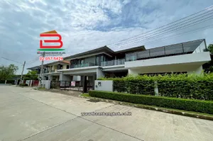 บ้านเดี่ยว 2 ชั้น หลังมุม หมู่บ้าน เศรษฐสิริ วงแหวน-ลำลูกกา เนื้อที่ 91.9 ตรว. ถ.ลำลูกกา ต.บึงคำพร้อย อ.ลำลูกกา จ.ปทุมธานี