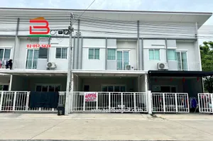 ทาวน์โฮม หมู่บ้าน เดอะ มิราเคิล กาญจนาภิเษก-เอกชัย เนื้อที่ 22.1 ตรว. ถนนเอกชัย ตำบลบางน้ำจืด อำเภอเมืองสมุทรสาคร จังหวัดสมุทรสาคร