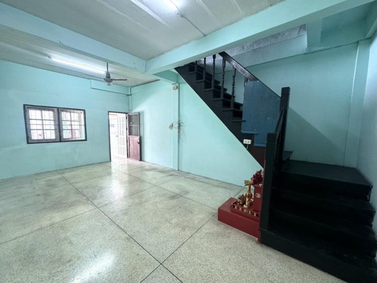 !!ขายด่วน!! 🏡ทาวน์เฮาส์ 2 ชั้น 🏡มบ.เศรษฐกิจ เนื้อที่ 25 ตร.วา 800เมตร, ภาพที่ 4