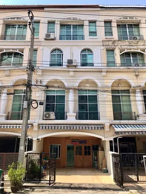 ให้เช่า ทาวน์โฮม ในโครงการ บ้านกลางเมือง แยกรัชดา-ลาดพร้าว แขวงจันทรเกษม เขตจตุจักร กรุงเทพมหานคร
