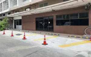 ให้เช่าสำนักงาน 2 ชั้น พื้นที่ใช้สอย 175 ตรม. OFFICE for RENT ถนนพระราม 4 ซอยภูมิจิตร ใกล้ BTS พระโขนง เหมาะทำออฟฟิศสำนักงาน 