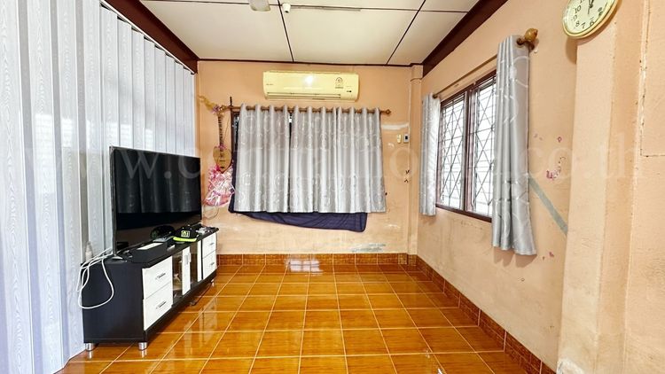 บ้านเดี่ยว พร้อมที่ดิน 93 ตร.วา พหลโยธิน 52 ราคาถูก ทำเลดี, ภาพที่ 4
