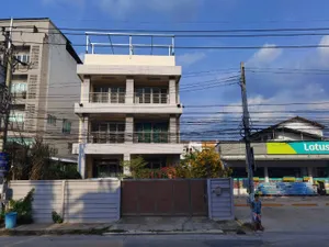 🏢 ขายตึก 3 ชั้นครึ่ง พร้อมที่ดิน 91 ตร.วา ทำเลทอง ซอยรามคำแหง 174 มีโลตัสอยู่ข้างบ้าน