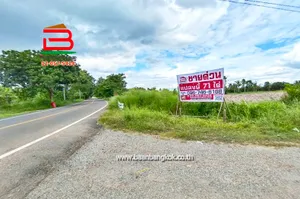 ที่ดินเปล่า ตำบลท่าบุญมี (สี่แยกเกาะโพธิ์) เนื้อที่ 71-0-22 ไร่ (ใกล้อ่างเก็บน้ำคลองหลวงรัชชโลทร) ตำบลท่าบุญมี อำเภอเกาะจันทร์ จังหวัดชลบุรี