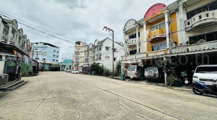 อาคารพาณิชย์ 3 ชั้น วิโรจน์วิลล์ บางบัวทอง นนทบุรี ราคาถูกที่สุด, ภาพที่ 4