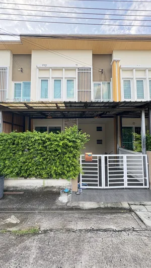 ขายบ้านทาวน์โฮมหมู่บ้านโกลเด้นทาวน์งามวงศ์วานประชาชื่นซอยงามวงศ์วานหกแยก 21 ซอย 6