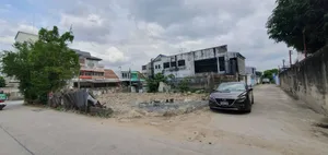 ขายที่ดินเปล่า 83 ตร.ว. พร้อมโฉนดครุฑแดง ซอยประชาชื่น 6 แยก 1-2  ใกล้สถานีรถไฟใต้ดินบางซ่อน