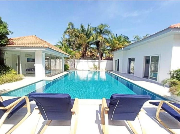 Majestic Residence on Prathamnak Hill  villa  1 minute from the  beach., ภาพที่ 4
