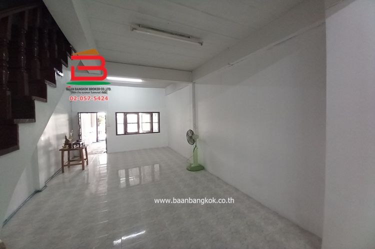  ทาวน์โฮม 3 ชั้น หมู่บ้าน สุภาวัลย์ เนื้อที่ 18 ตรว. ซอยหทัยราษฎร์ 6, ภาพที่ 4