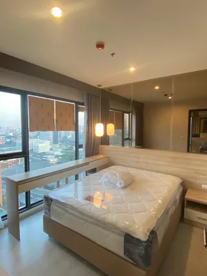 Rhythm Asoke | Located on the main road, New CBD Rama 9