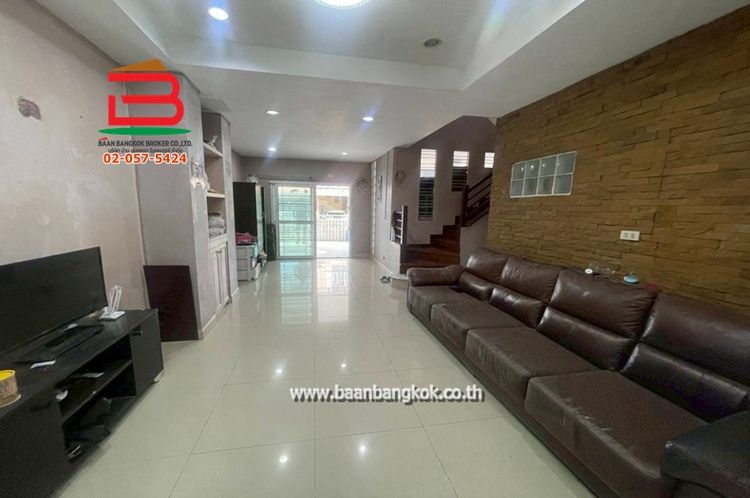 ทาวน์เฮาส์ หมู่บ้าน วรารักษ์ รังสิต คลอง 3 เนื้อที่ 20.5 ตรว. ต.คลองสาม, ภาพที่ 4