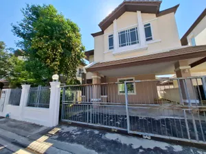 ขายถูกมาก! บ้านเดี่ยวสร้างด้วยอิฐแดง 56 ตร.ว. ม.ทรีแฟมิลี่ ทำเลทอง กาญจนา–ราชพฤกษ์