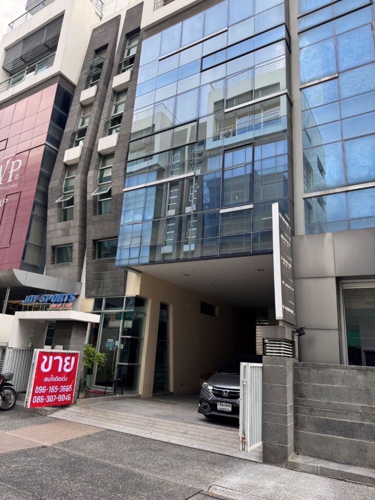 ขายอาคารสำนักงาน 5 ชั้น ซ.รัชดาภิเษก18 ใจกลางเมือง เดินทางสะดวก, ภาพที่ 4