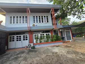 ให้เช่า บ้านเดี่ยว2ชั้น 150 ตรว. เหมาะทำออฟฟิศ กระจายสินค้า ไลฟ์สด ถนน สุทธิสาร รัชดา