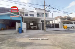 ให้เช่า ทาวน์เฮาส์ หมู่บ้าน สุขสมบูรณ์ พหลโยธิน 50 แยก 11-5 เนื้อที่ 18.8 ตรว. ใกล้ตลาดยิ่งเจริญ, BTS สะพานใหม่ แขวงคลองถนน เขตสายไหม กรุงเทพฯ