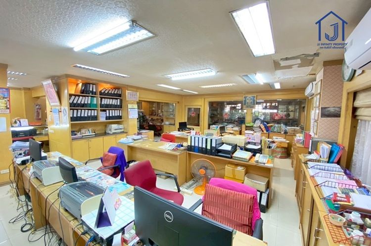 ขาย บ้าน ในโครงการ หมู่บ้านรัชดา 1 ถนนลาดพร้าว แขวงวังทองหลาง, ภาพที่ 4