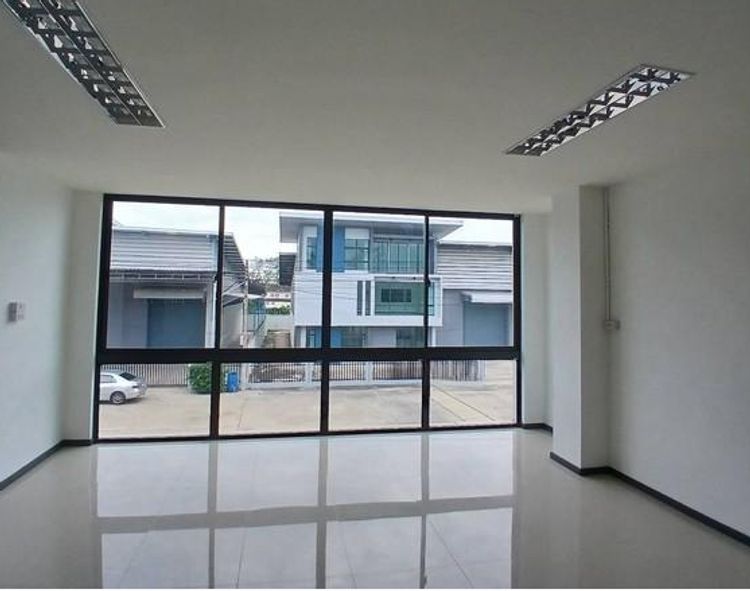  ให้เช่าโกดัง โรงงาน พร้อมออฟฟิส 3 ชั้น ลำลูกกาคลอง9 ปทุมธานี , ภาพที่ 4