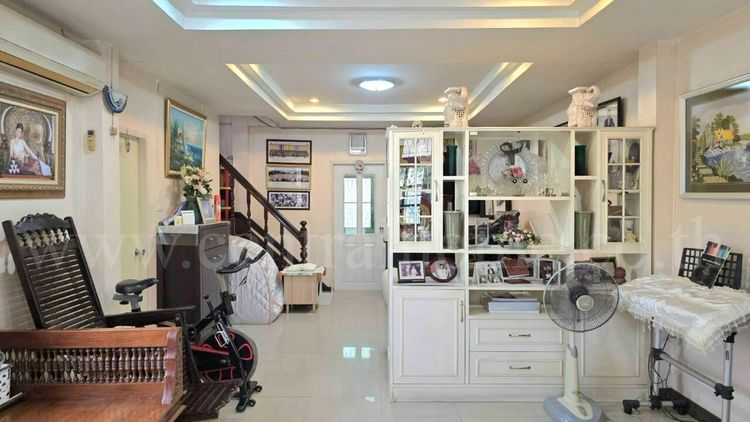 บ้านเดี่ยว หมู่บ้าน ร่มเย็น 5 ซอย พระยาสุเรนทร์ 9 แปลงมุม , ภาพที่ 4