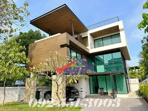 ให้เช่า บ้านเดี่ยว 3 ชั้น เนื้อที่ 120 ตร.วา. สไตล์โมเดิร์น ห้วยขวาง ลาดพร้าว รัชดา