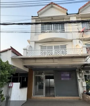 ขายอาคาร 3 ชั้น ซอยท่าอิฐ หน้าหมู่บ้านมณียา 