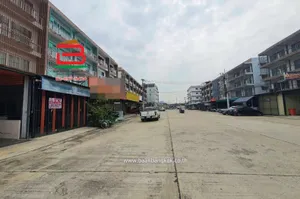  อาคารพาณิชย์ โครงการมั่งมีนคร เนื้อที่ 22 ตรว. ใกล้ม.ธรรมศาสตร์,นวนคร ถ.พหลโยธิน ต.คลองหนึ่ง อ.คลองหลวง จ.ปทุมธานี