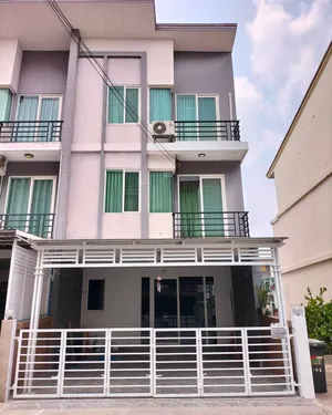 ให้เช่าทาวน์โฮม 3 ชั้น 5 ห้องนอน กัสโต้ แกรนด์ รามคำแหง ถนนราษฎร์พัฒนา