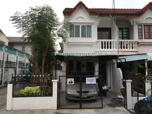 ขายทาวน์เฮ้าส์ รัตนาธิเบศร์24 ปากซอยเป็นสถานีรถไฟฟ้า สายสีม่วง ห้องมุม
