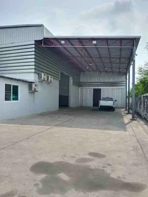 B972 ให้เช่าโกดัง ติดถนนเลียบมอเตอร์เวย์ ติดกับถนนเลียบคลองมอญ ลาดกระบัง ใกล้สนามบินสุวรรณภูมิ