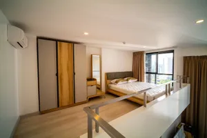 Knightsbridge Prime Sathorn | BTS Chong Non Si