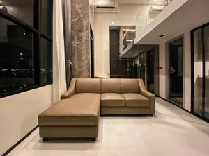 Knightsbridge Prime Sathorn | BTS Chong Non Si