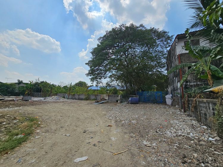 ขายที่ดิน ทำเลดีที่ซอยรามอินทรา 40 แยก 23 จำนวน 2 งาน, ภาพที่ 4