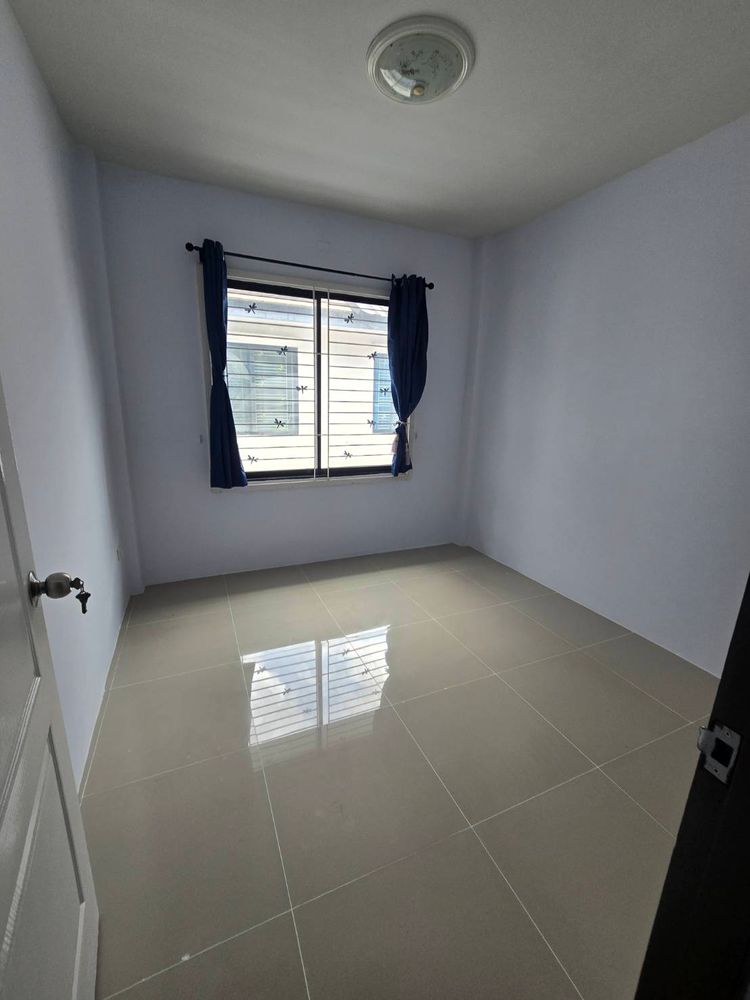 บ้านให้เช่า หมู่บ้านไอวี่ทาวน์พนัสนิคม 3 ห้องนอน 2 ห้องน้ำ ฿ 7,000, ภาพที่ 4