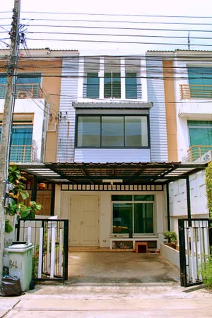 ขายถูกที่สุดในโครงการ! ทาวน์โฮม 3 ชั้น วิสต้า ปาร์ค วิภาวดี  เดินทางสะดวก ใกล้รถไฟฟ้า 2 สาย