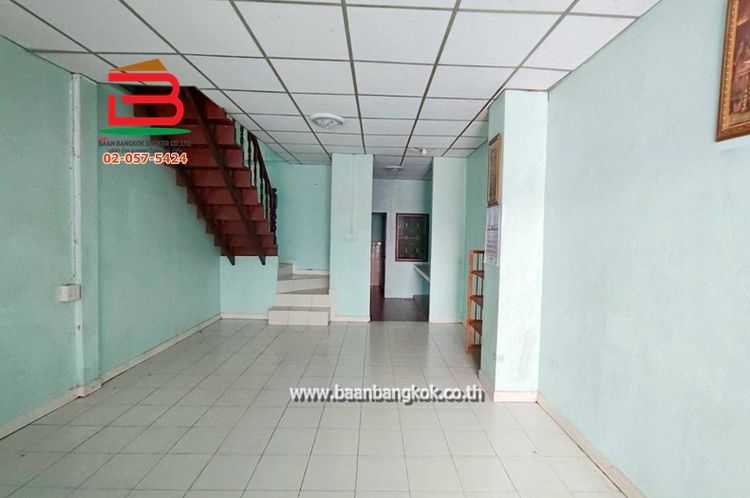 ทาวน์เฮาส์ หมู่บ้าน เลิศอุบลวัชรพล เนื้อที่ 16 ตร.ว. ถนนรามอินทรา, ภาพที่ 4