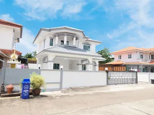ขายราคาพิเศษ บ้านเดี่ยว 2 ชั้น 60.8ตร.ว. 4นอน 3น้ำ ม.ริชชี่วิลล์ บ้านหลังใหญ่ ทำเลดีมาก ต้นโครงการ พร้อมเฟอร์ บ้านแบ่งสัดส่วนดีมาก รีโนเวทใหม่ [กาญจนาภิเษก-345]