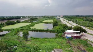 ที่ดิน 46-1-29ไร่ ติดถนน ไมตรีจิตรต.คลองสามวา อ.มีนบุรี จ.กรุงเทพ