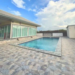 ขายขาดทุน พูลวิลล่า หลังใหญ่ 3 ห้องนอน พร้อมอยู่ Cha Am Villa หนองตาพต ชะอำ วิวภูเขา เพียง 3.59 ล้าน