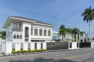 ขายบ้านหรูลดาวัลย์ ลากูน รังสิต-ปทุมธานี 129 ตร.ว. Modern Luxury