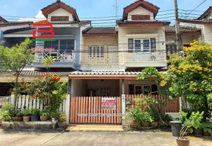 ทาวน์เฮาส์ หมู่บ้าน เอื้อประชา เนื้อที่ 21 ตรว. ถนนนวลจันทร์ เขตบึงกุ่ม กรุงเทพมหานคร