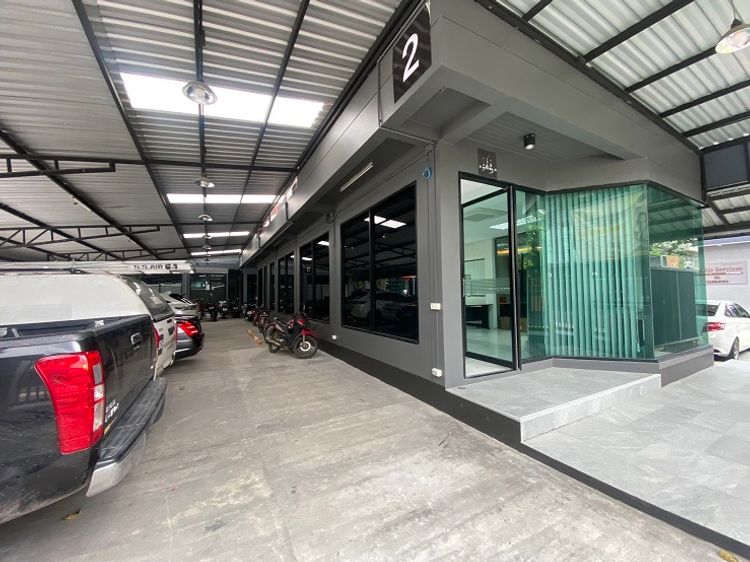 ให้เช่าอาคารสำนักงาน 4 ชั้น ซอยนวมินทร์ ใกล้แยกรามอินทรา กม.8 / จอดรถ ,, ภาพที่ 4