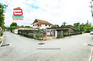 ที่ดินแปลงมุม เนื้อที่ 100 ตรว. เลี่ยงเมืองปากเกร็ด 46 ถนนติวานนท์ ต.บางตลาด อ.เมือง จ.นนทบุรี