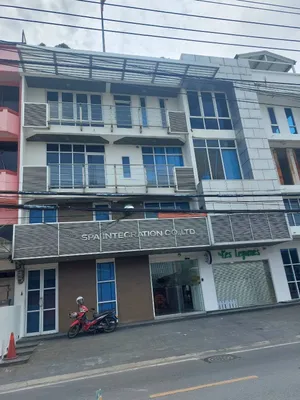 ดีลเดือด! ขายด่วนโฮมออฟฟิศ 4 ชั้น 4 คูหา