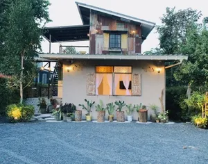 ให้เช่าหรือขายบ้านเขาใหญ่ บ้านพักตากอากาศ โอโซนชั้นดี อากาศดีตลอดทั้งปี  บรรยากาศเงียบสงบ ร่มรื่น ชุมชนดี 