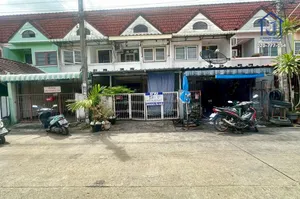 ขายทาวน์เฮ้าส์ 2ชั้น หมู่บ้านสวิตาเฮ้าส์ รังสิต–ปทุมธานี ซอยวัดเปรมประชากร ใกล้ทางด่วนบางพูน (บางปะอิน–ปากเกร็ด)