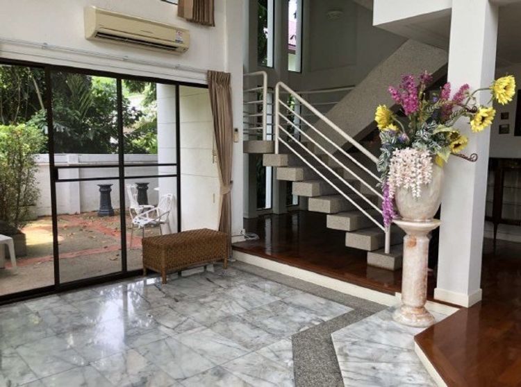ให้เช่าบ้านเดี๋ยว 3 ชั้น เนื้อที่ 200 ตรว. หมู่บ้านนวธานี ซอยเสรีไทย 59, ภาพที่ 4