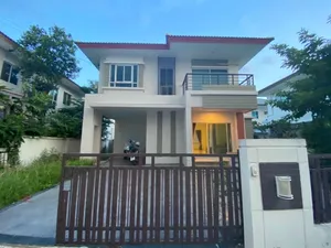 ให้เช่าบ้านเดี่ยว สราญสิริ รามอินทรา 2 ( Saransiri Ramintra 2 ) ถูกสุดในย่านเพียง 23,000 บาทต่อเดือน ใกล้ห้างแฟชั่นไอส์แลนด์ 