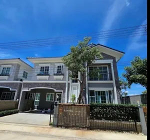 ให้เช่าบ้านเดี่ยว 2 ชั้น ภัสสรเพรสทีจ รังสิต บ้านพร้อมอยู่เฟอร์ครบ ใกล้ฟิวเจอร์พาร์ครังสิต สนามบินดอนเมือง