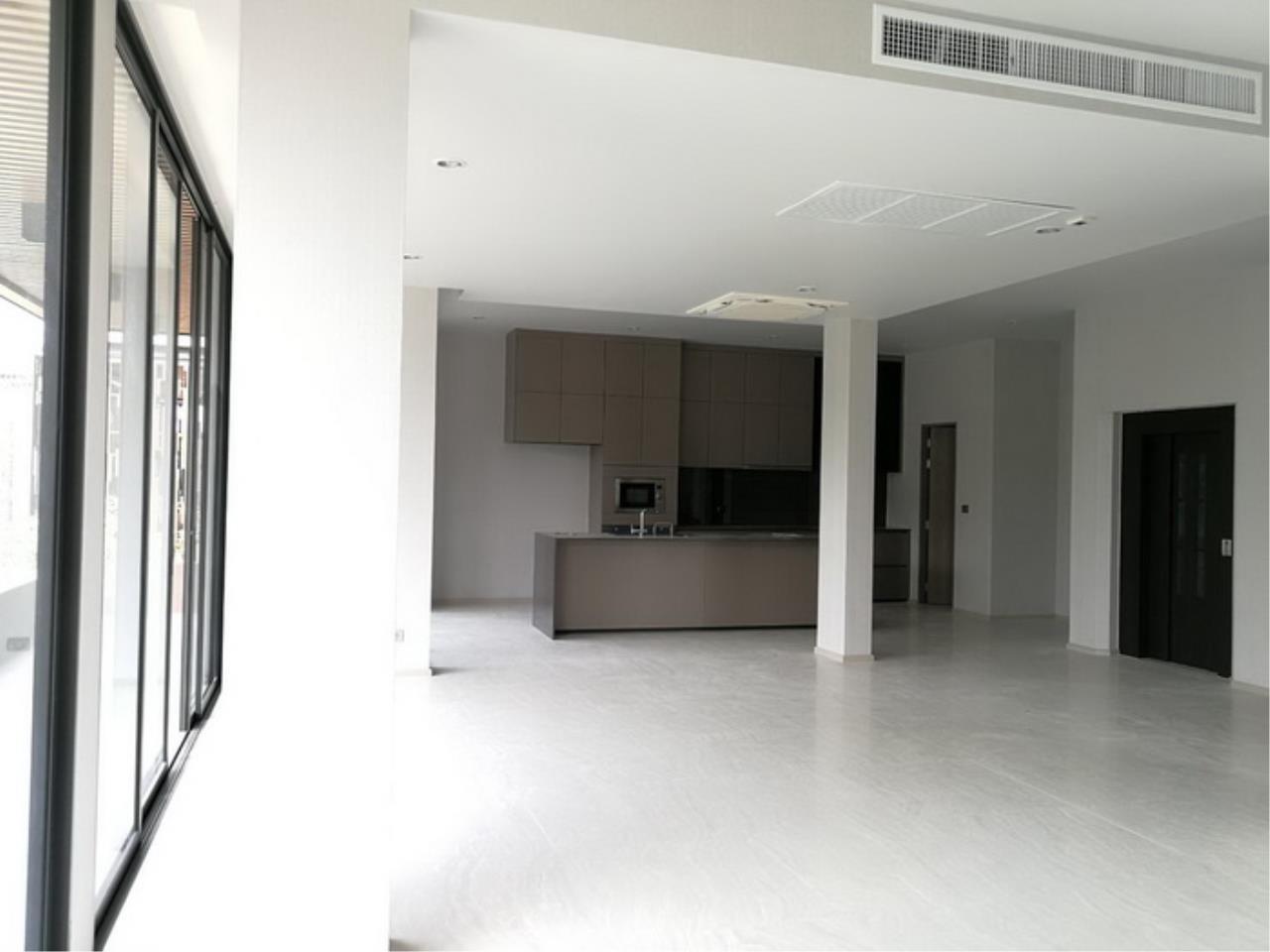 39657 - Srinakarin-Romklao Mint Condition House with 4 Bedrooms, ภาพที่ 4